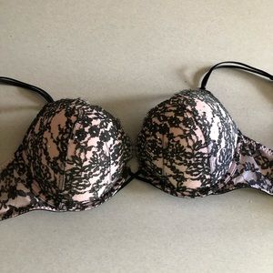 Victoria Secret Bombshell Bra 34C